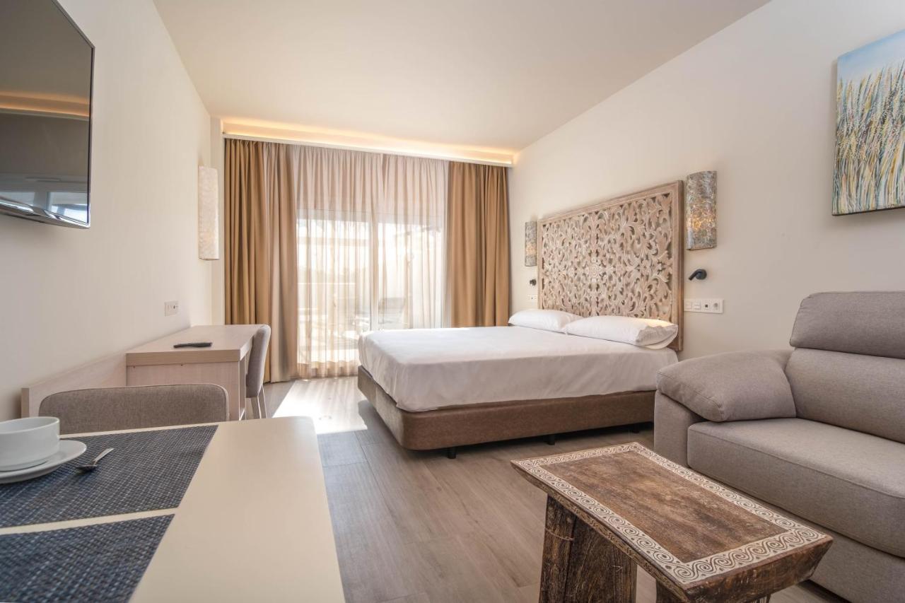 Aljarafe Suites By Qhotels Gelves ภายนอก รูปภาพ