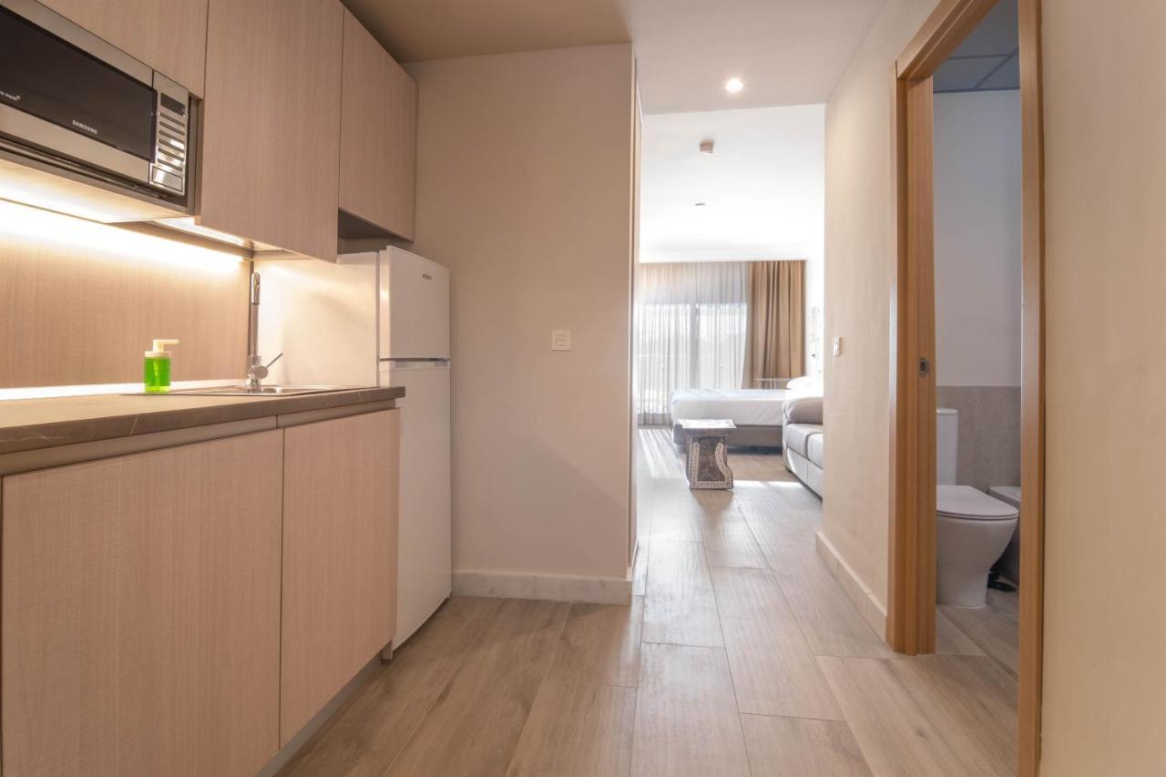 Aljarafe Suites By Qhotels Gelves ภายนอก รูปภาพ