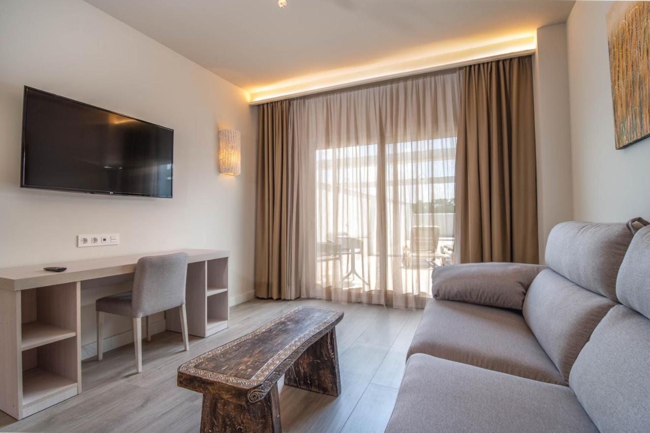Aljarafe Suites By Qhotels Gelves ภายนอก รูปภาพ