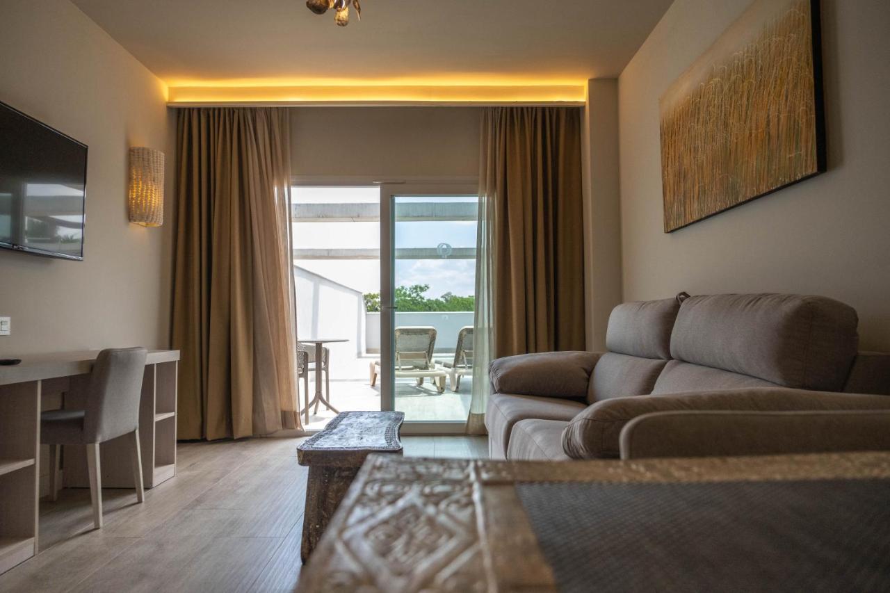 Aljarafe Suites By Qhotels Gelves ภายนอก รูปภาพ