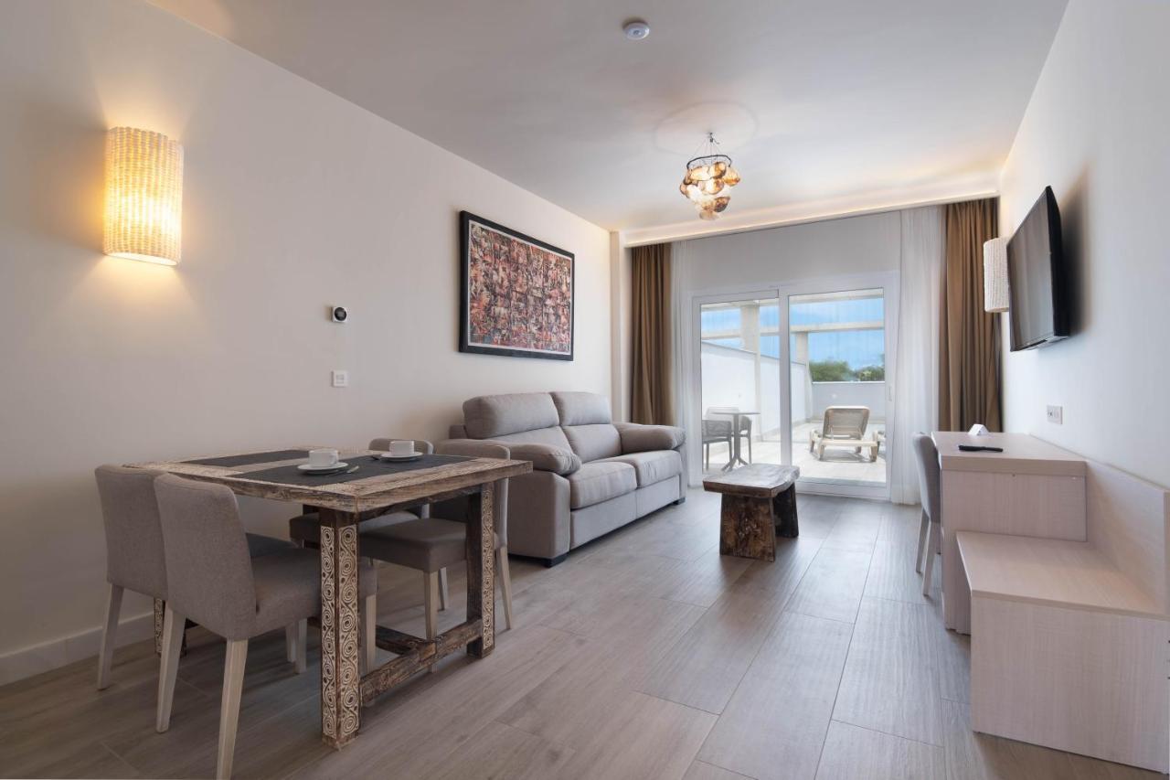 Aljarafe Suites By Qhotels Gelves ภายนอก รูปภาพ